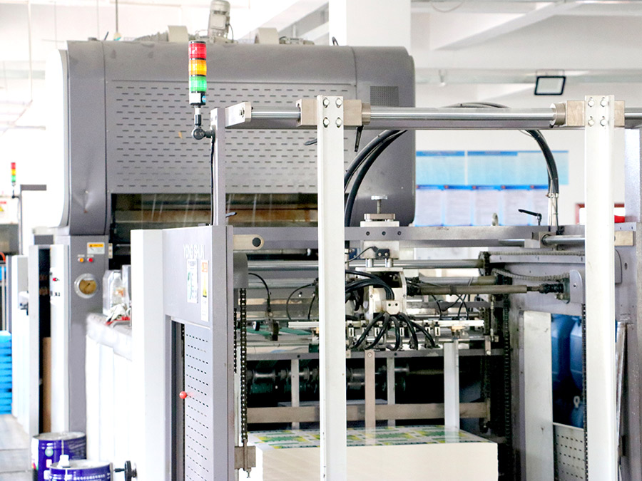 小(xiǎo)議(yì)我國(guó)印刷業(yè)“迎進來(lái) 走出去(qù)”勢在必行(xíng)